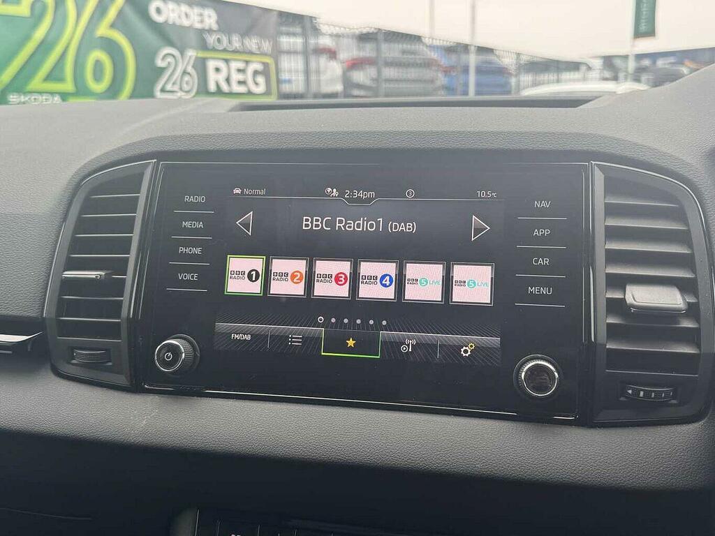 Skoda Karoq Se Drive Black #17