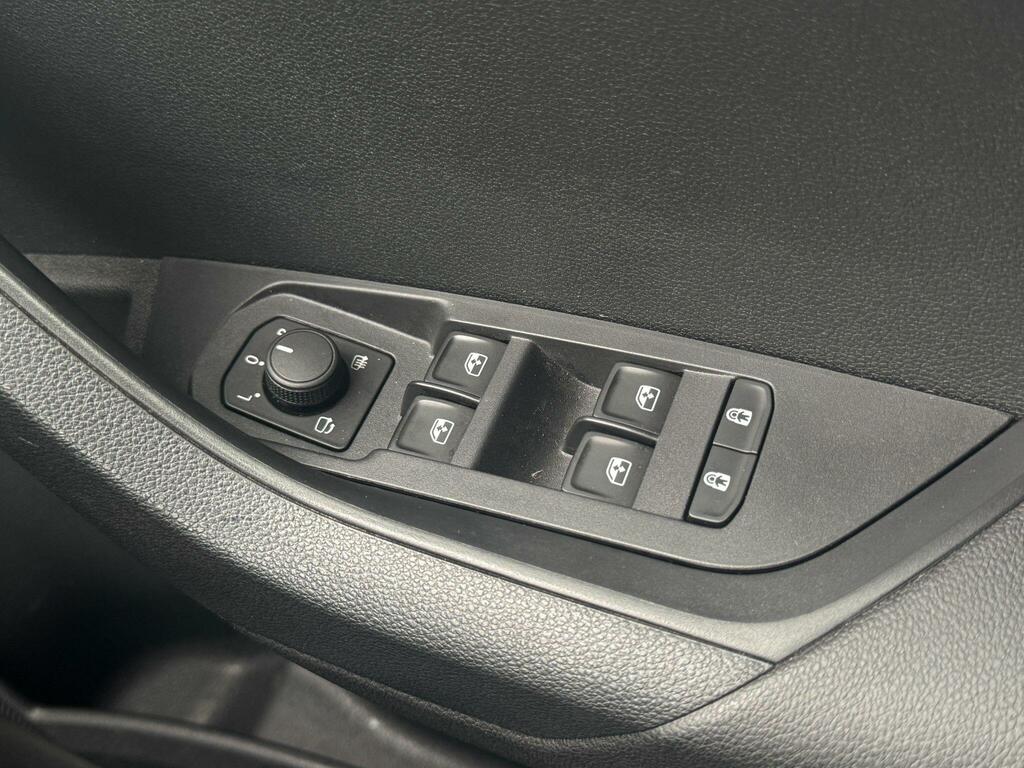 Skoda Karoq Se Drive Black #36