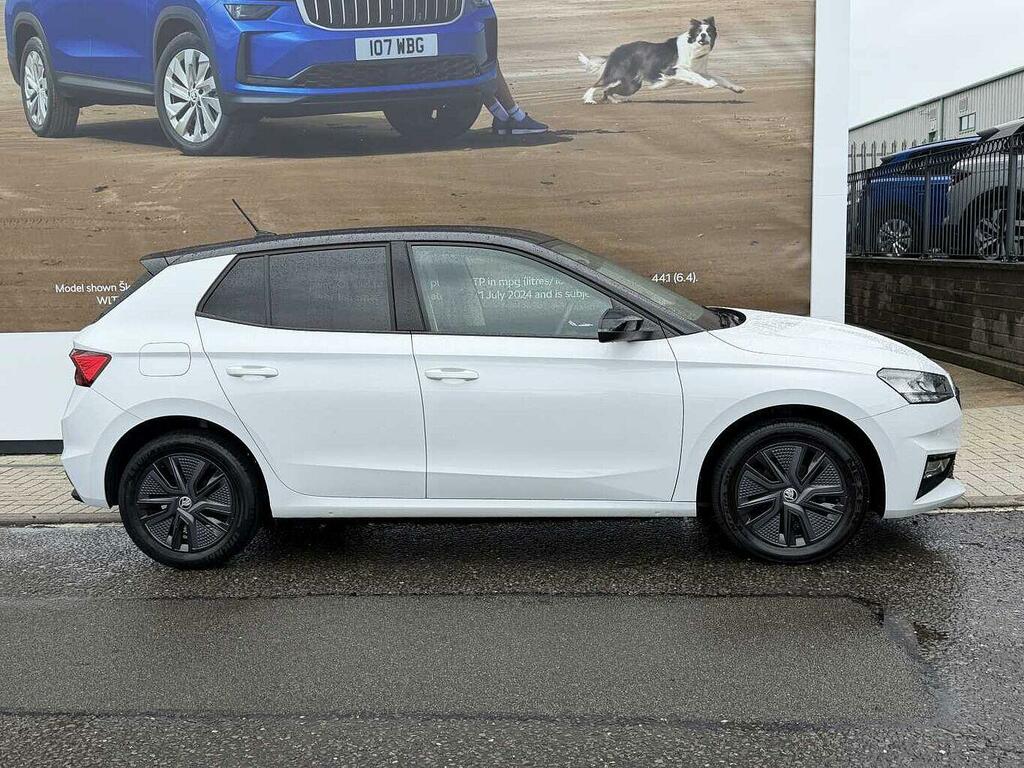 Skoda Fabia 1.0 Mpi 80 Colour Edition White #4