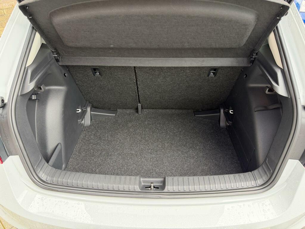 Skoda Fabia 1.0 Tsi Colour Edition Hatchback Grey #58