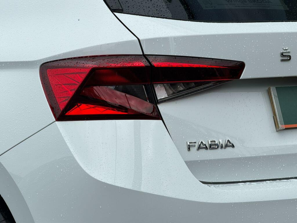 Skoda Fabia 1.0 Tsi Colour Edition Hatchback Grey #62