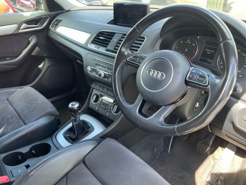 Audi Q3 2.0 Q3 Se MH65NBJ Black #3