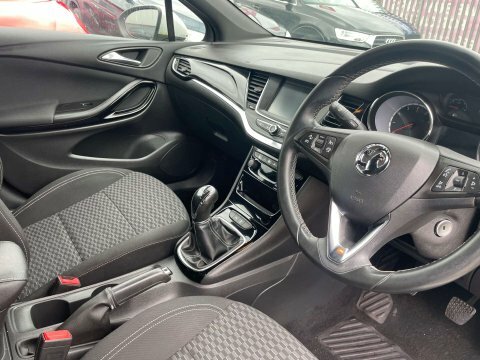 Vauxhall Astra Hatchback 1.6 Cdti Ecotec Blueinjection Sri Euro 6 White #50