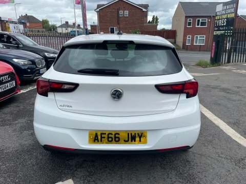 Vauxhall Astra Hatchback 1.6 Cdti Ecotec Blueinjection Sri Euro 6 White #23