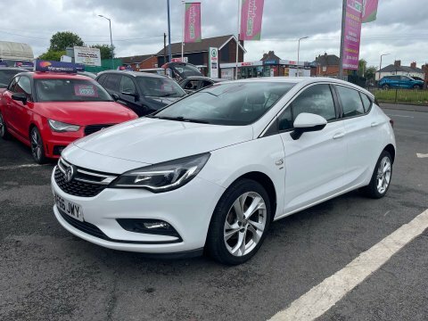 Vauxhall Astra Hatchback 1.6 Cdti Ecotec Blueinjection Sri Euro 6 White #51