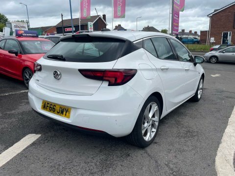 Vauxhall Astra Hatchback 1.6 Cdti Ecotec Blueinjection Sri Euro 6 White #54