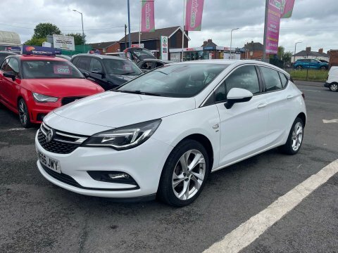 Vauxhall Astra Hatchback 1.6 Cdti Ecotec Blueinjection Sri Euro 6 White #59
