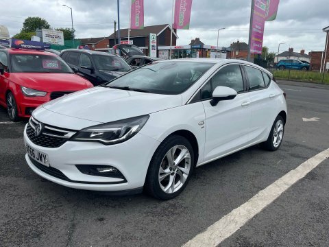 Vauxhall Astra Hatchback 1.6 Cdti Ecotec Blueinjection Sri Euro 6 White #26