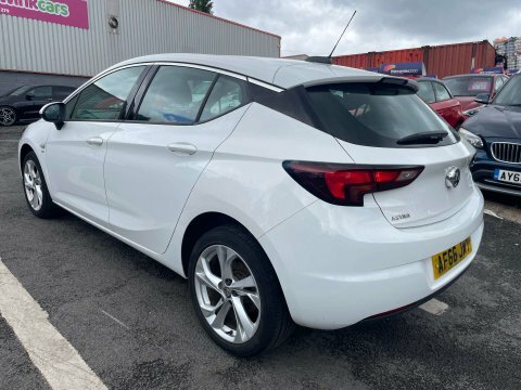 Vauxhall Astra 1.4 Astra Sri White #4