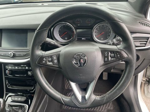 Vauxhall Astra Hatchback 1.6 Cdti Ecotec Blueinjection Sri Euro 6 White #48