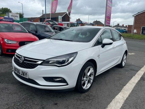 Vauxhall Astra 1.4 Astra Sri White #5