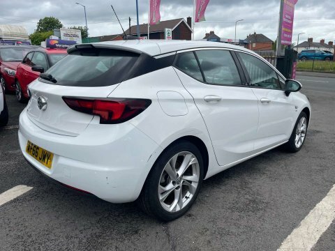 Vauxhall Astra Hatchback 1.6 Cdti Ecotec Blueinjection Sri Euro 6 White #56