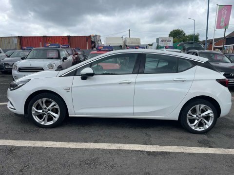 Vauxhall Astra Hatchback 1.6 Cdti Ecotec Blueinjection Sri Euro 6 White #15
