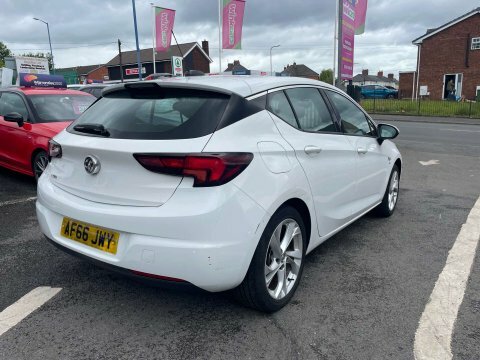 Vauxhall Astra Hatchback 1.6 Cdti Ecotec Blueinjection Sri Euro 6 White #41