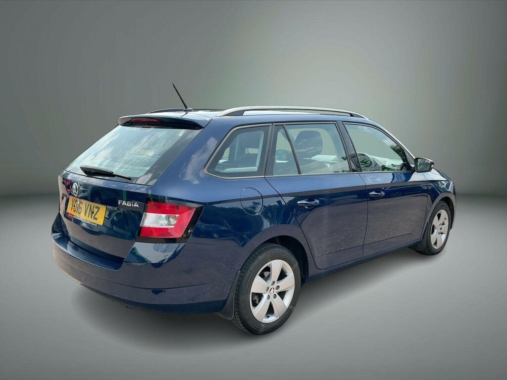 Skoda Fabia 1.2 Tsi Colour Edition White #13