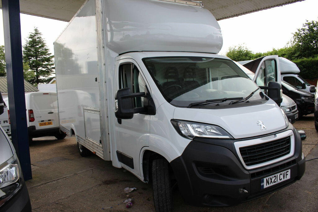 Peugeot Boxer Lowloader Luton 335 L3 NX21CVF White #3