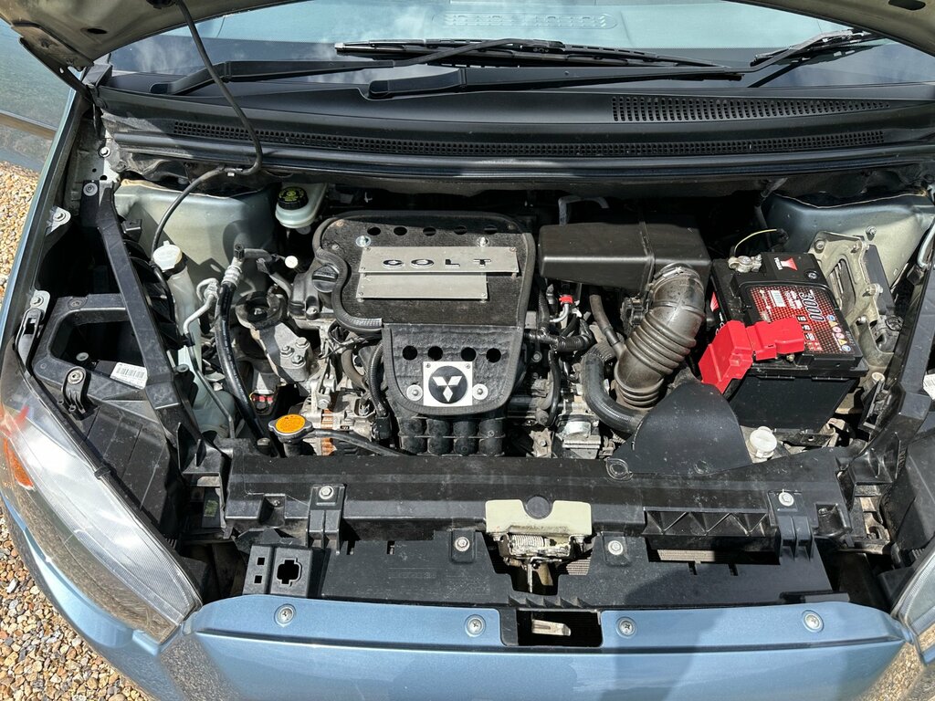 Mitsubishi Colt  Red #52