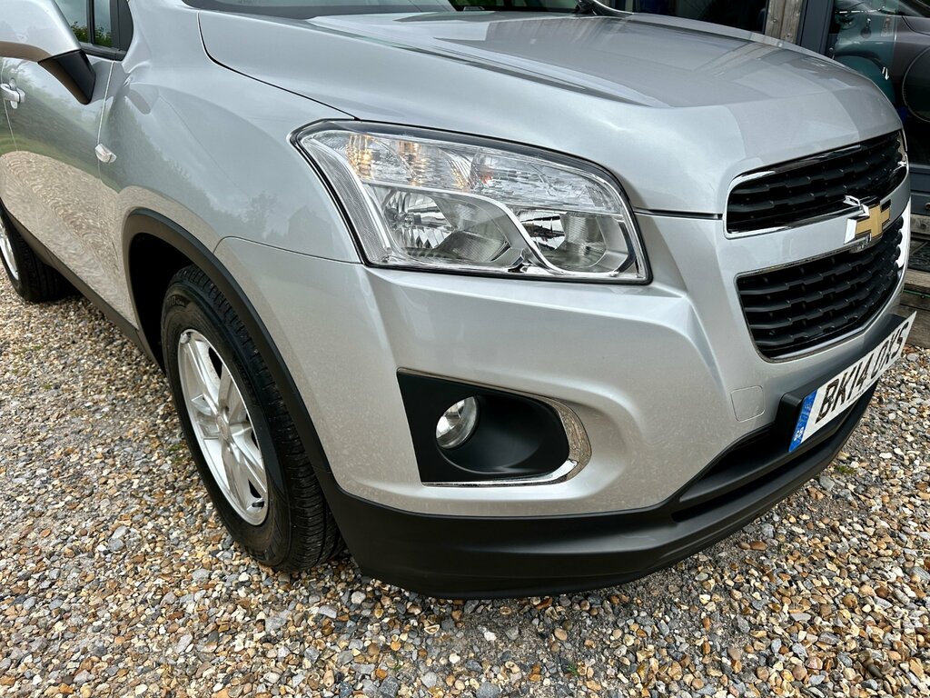 Chevrolet Trax 1.7 Vcdi Lt Euro 5 Ss Black #9