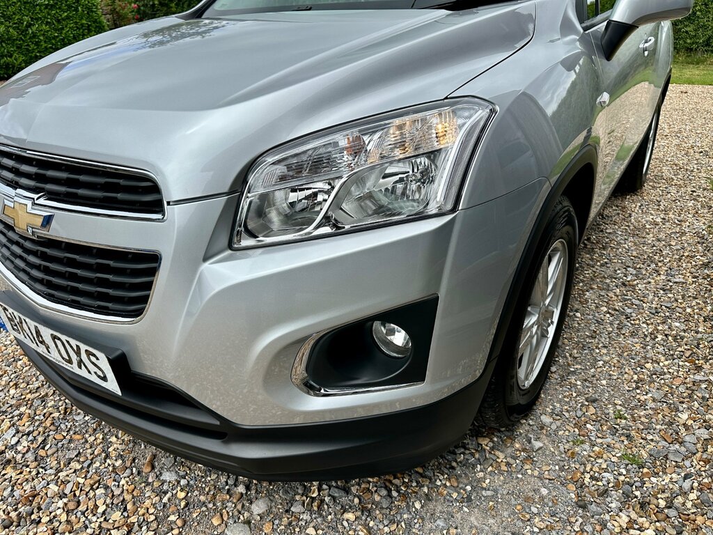 Chevrolet Trax 1.7 Vcdi Lt Euro 5 Ss Black #11