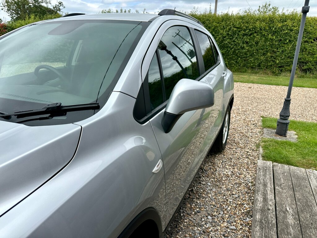 Chevrolet Trax 1.7 Vcdi Lt Euro 5 Ss Black #12