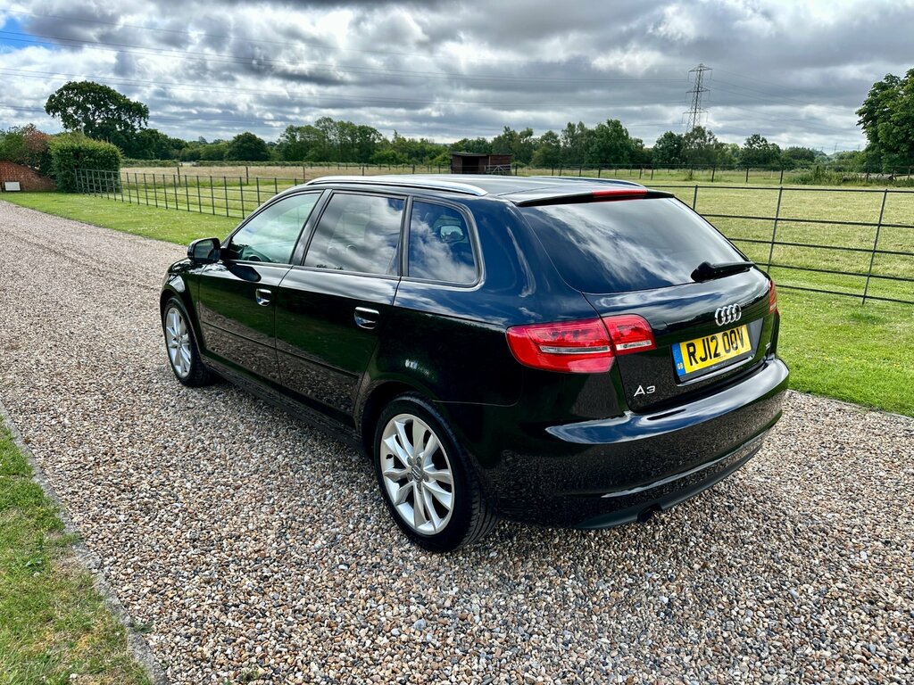 Audi A3 2.0 Tdi Sport Sportback Euro 5 Black #4