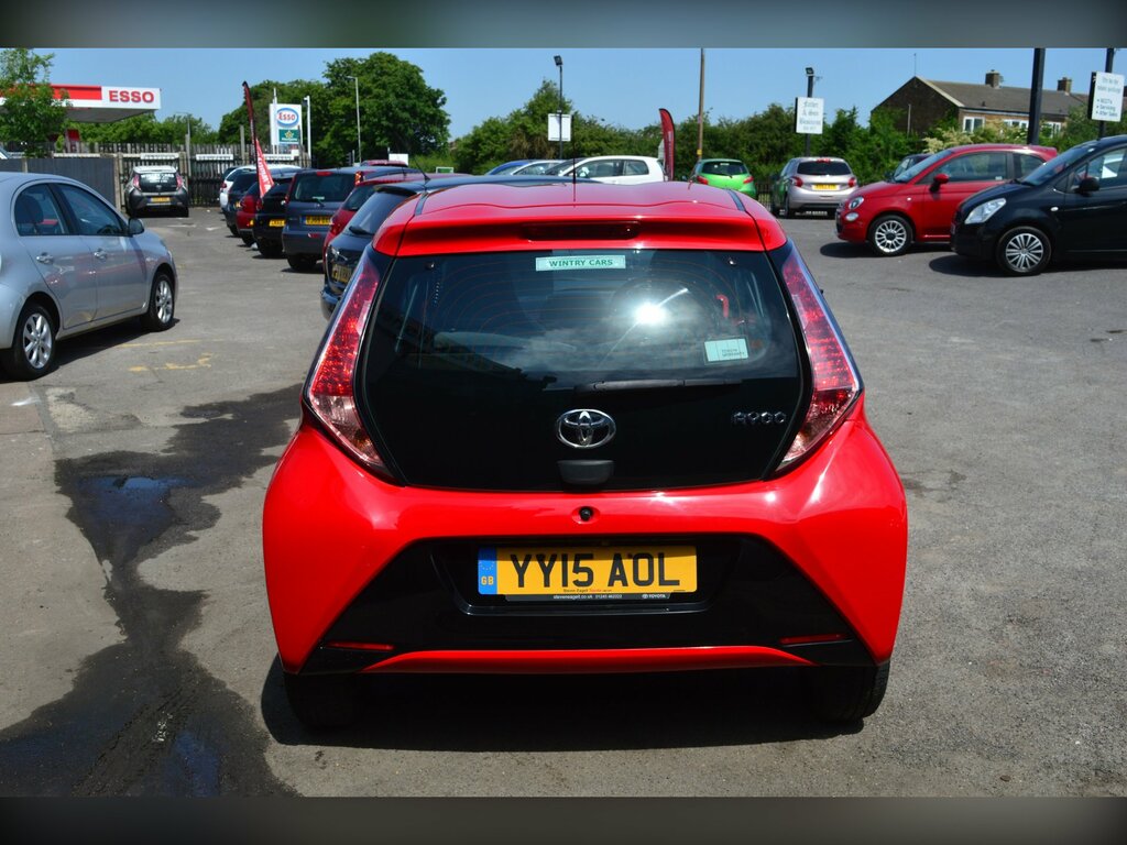 Toyota Aygo 1.0 Vvt-i X-pression Hatchback E YY15AOL Red #5