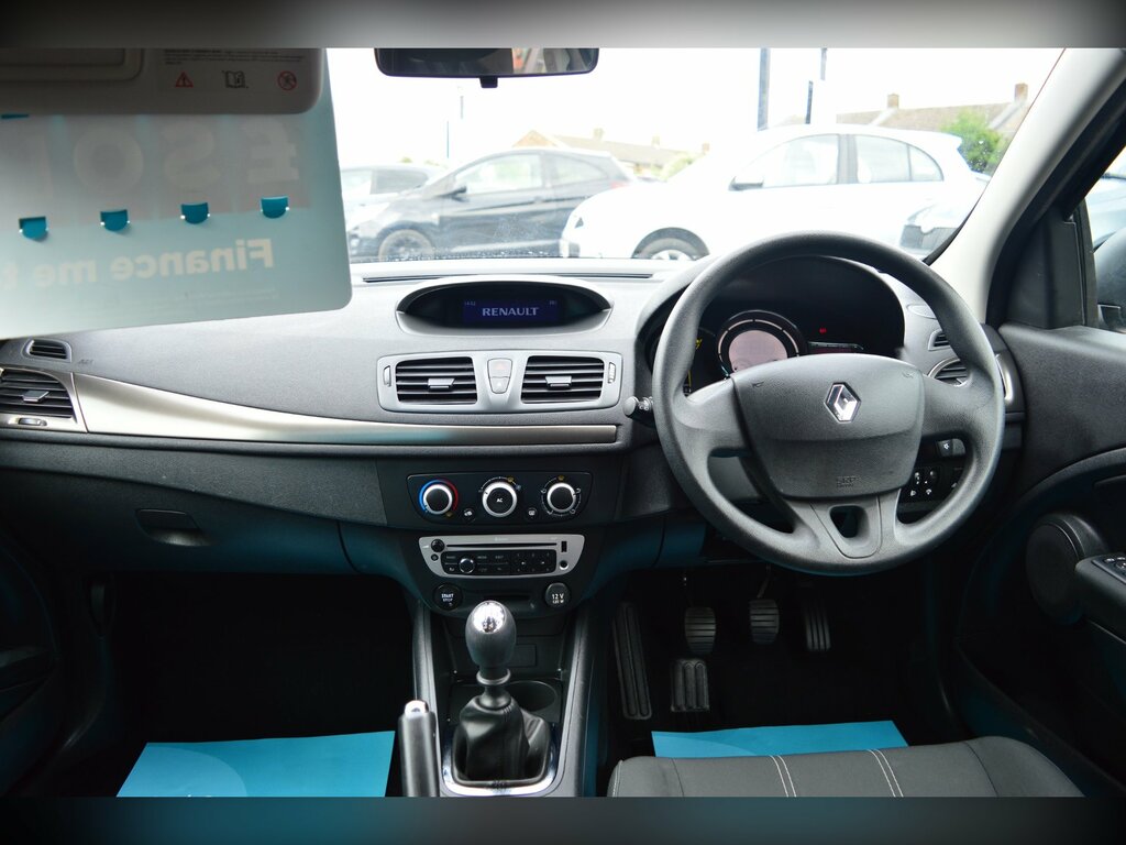 Renault Megane 1.6 16V Knight Edition Hatchback Black #4