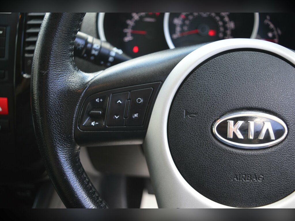 Kia Venga 1.4 Crdi 2 89 Bhp Silver #15