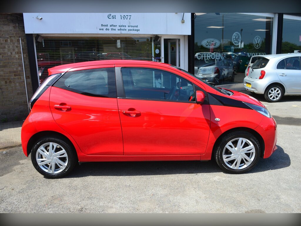 Vauxhall Meriva 1.4 16V Exclusiv Mpv Euro 5 100 Red #6