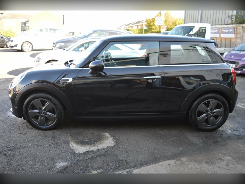 Mini Hatch 1.5 One Classic Hatchback Euro 6 AE19HNC Black #6