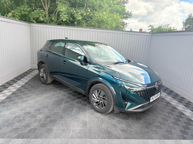 Nissan Qashqai 1.3 Dig-t Mhev Acenta Premium Suv Hybri PK74NPP Green