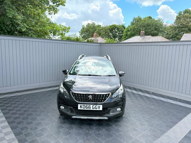 Peugeot 2008 1.2 Puretech Allure Suv Euro 6 Black #4