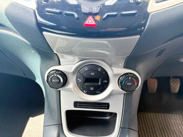 Ford Fiesta Titanium Silver #34