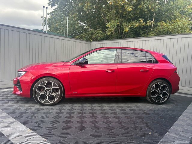 Vauxhall Astra 1.2 Turbo Ultimate Hatchback Euro Red #4