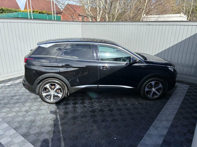 Peugeot 3008 1.2 Puretech Active Red #15