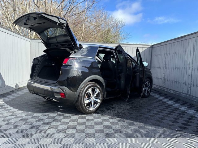 Peugeot 3008 1.2 Puretech Active Red #20