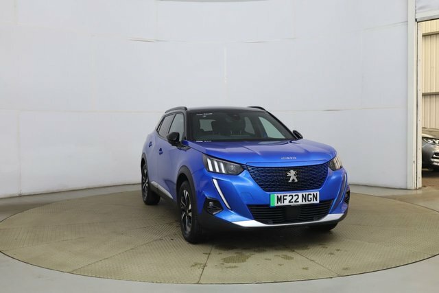 Peugeot e-2008 50Kwh Gt Suv 7Kw Charger 136 Blue #3