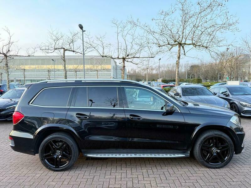 Mercedes-Benz C Class 3.0 Gl350 V6 Bluetec Black #4