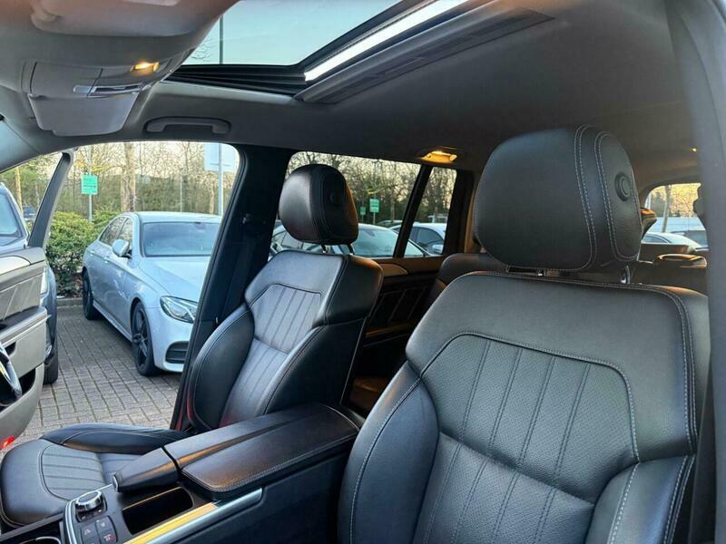 Mercedes-Benz C Class 3.0 Gl350 V6 Bluetec Black #3