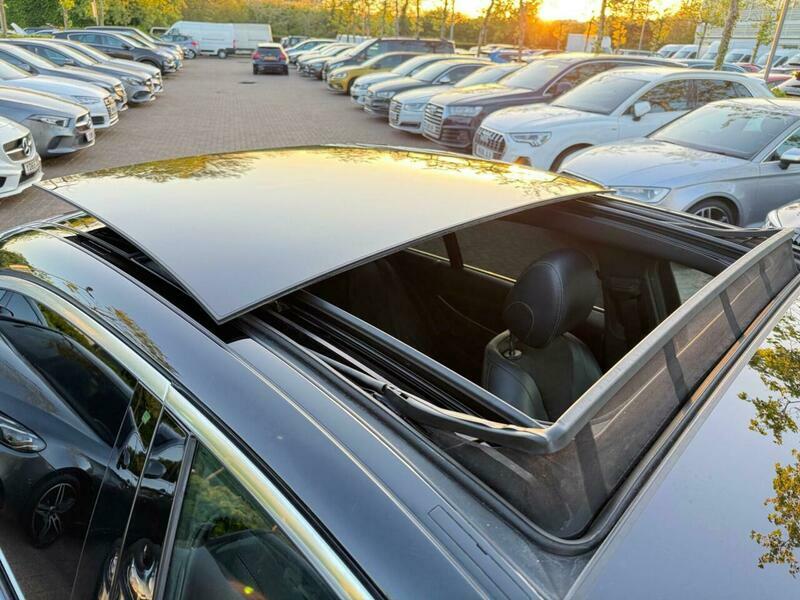 Mercedes-Benz E Class 2.0 E220d Amg Line LR17OPH Black #3