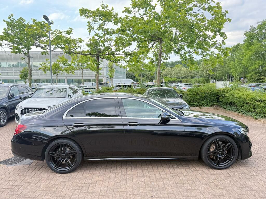 Mercedes-Benz E Class 2.0 E220d Amg Line G-tronic Euro 6 Ss Y555WAR Black #3
