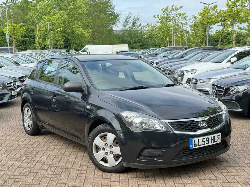 Kia Ceed 1.6 1 Euro Black