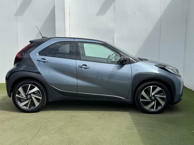 Toyota Aygo X Vvt-i Exclusive Hatchback WG24KDZ Grey #3