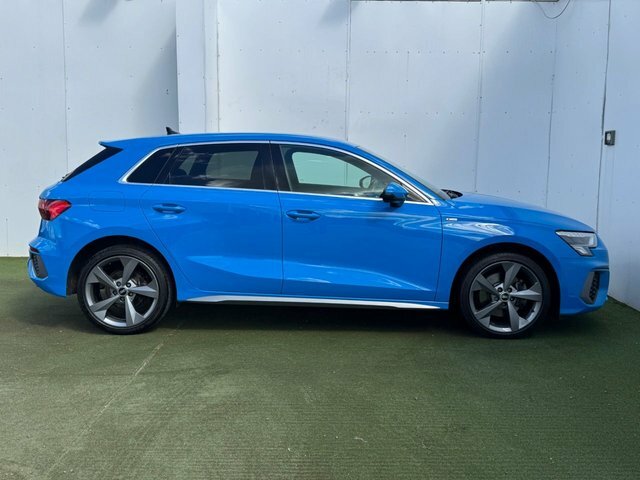 Audi A3 Tfsie 40 S Line VE70UBP Blue #3