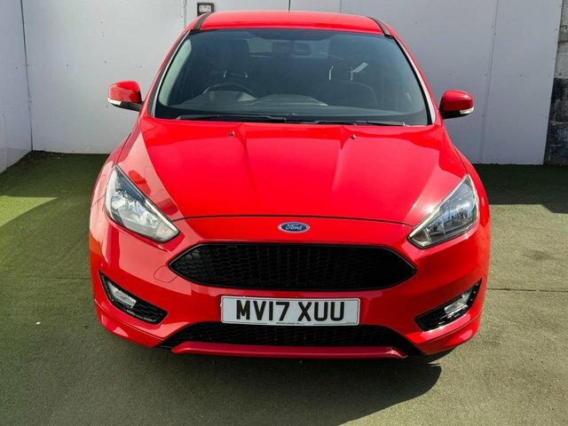 Ford Focus Tdci St-line Hatchback Red #5