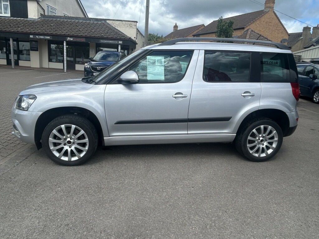Skoda Yeti Suv 2.0 Tdi Elegance 2014 Silver #6