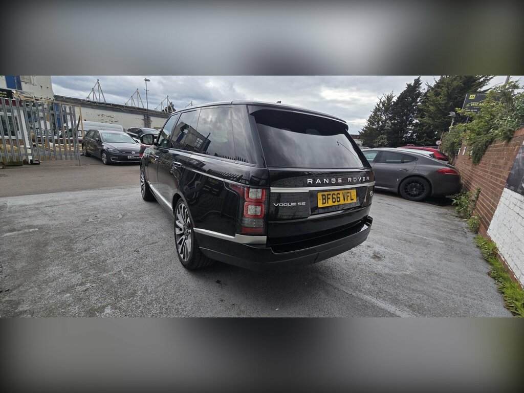 Land Rover Range Rover 3.0 Td V6 Vogue Se 4Wd Euro 6 Ss Black