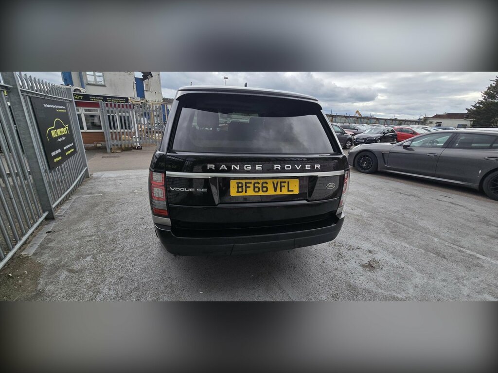 Land Rover Range Rover  Black #4
