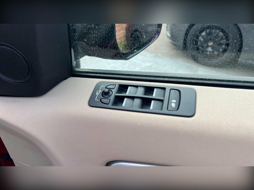 Land Rover Discovery Sport Td4 Se Tech Grey #34