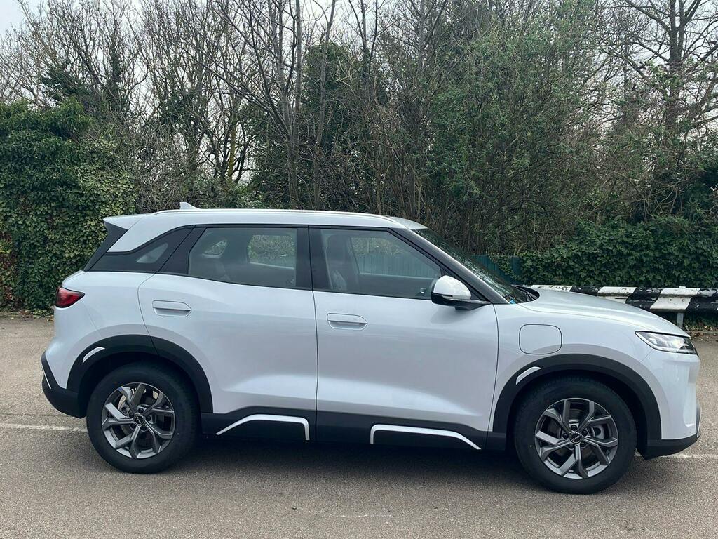 Byd Atto 2 51.1Kwh Boost Suv LY75OTA White #5